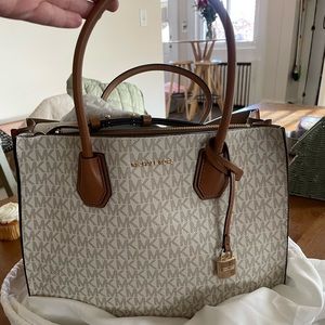 COPY - Michael Kors large Mercer Tote